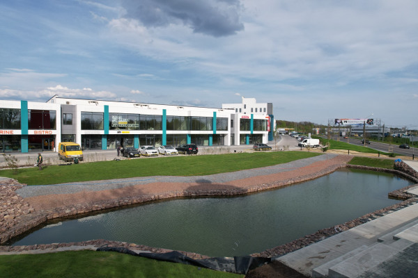 Investment in real estate at 11.8% per annum in USD 